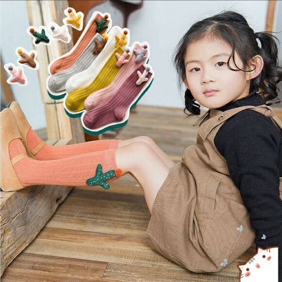 NWT Tiny Alpaca Orange & Green Cactus Socks - Picture 2 of 7